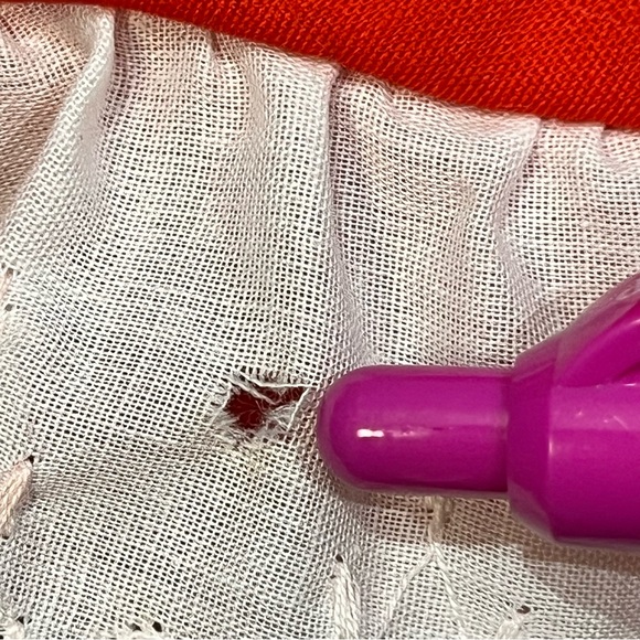 Handmade Red And Green Cowboy Hat Christmas Tree Skirt Ruffle Edge - Picture 13 of 16